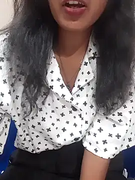 Snapshot of AnkitaDevi chatting on September 29, 4:06 am AnkitaDevi online show from September 29, 4:06 am
