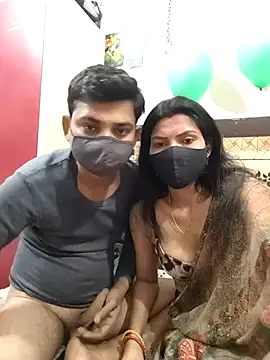 Yourhotsweetgirl online show from January 18, 5:09 pm