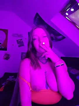 Amatrice X online show from July 5, 6:35 pm
