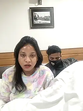 hornyzinia123 online show from December 21, 6:45 pm