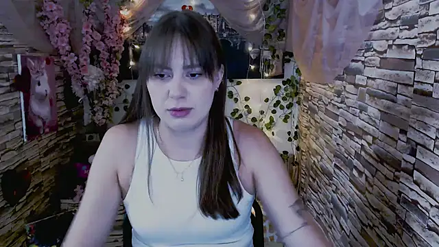 Snapshot of Amanda_Bright_ chatting on September 17, 7:06 am Amanda Bright online show from September 17, 7:06 am