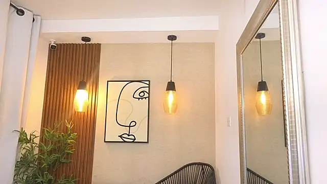 Lia Mar  online show from October 20, 6:00 pm