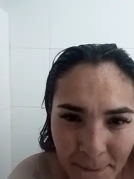 meli  brown online show from October 22, 3:33 am