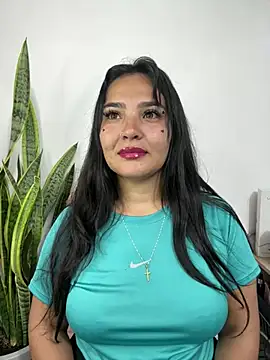 meli  brown online show from March 26, 4:36 am