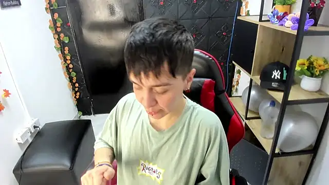  Hannah Hot online show from March 18, 2:38 am