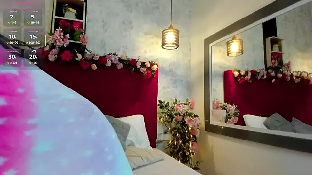 SarahEscobarr online show from October 1, 9:14 am