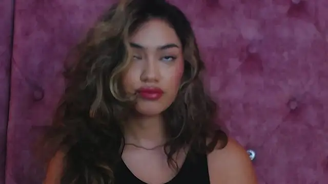 MaddisonBelucci online show from December 3, 8:44 pm