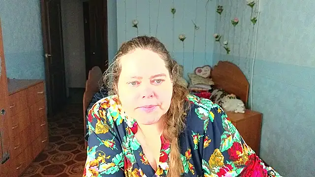 Audrey Aura online show from November 2, 6:17 am