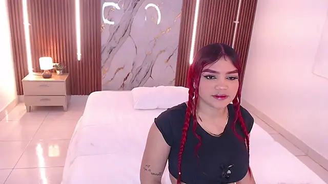 Snapshot of aixa_show chatting on October 15, 1:14 pm aixa show online show from October 15, 1:14 pm
