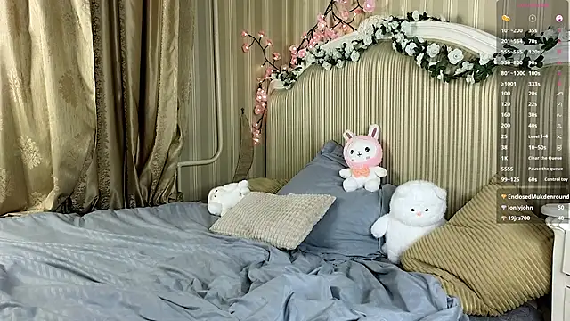 Juuulia  online show from January 31, 7:11 pm