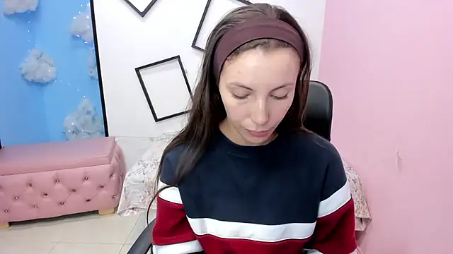 Snapshot of paula_miler1 chatting on October 14, 2:30 pm paula miler1 online show from October 14, 2:30 pm