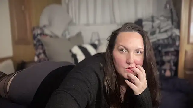 Just Trudy online show from October 29, 1:10 am