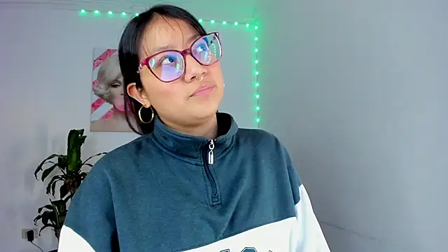 rouse red online show from November 15, 7:37 pm