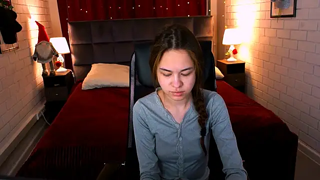 UliaNeer online show from April 23, 5:04 am