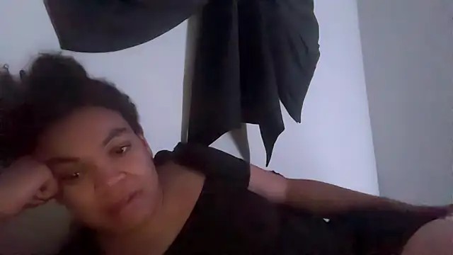 Snapshot of zahrabliss chatting on September 23, 7:28 am zahrabliss online show from September 23, 7:28 am