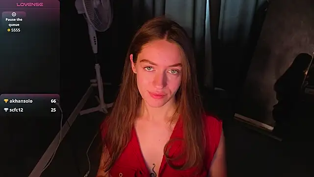 Agnes Wells online show from May 28, 1:58 am
