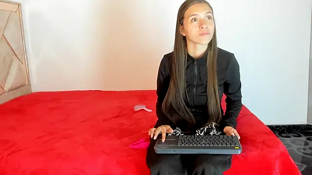 Snapshot of ammb24 chatting on September 13, 11:02 pm ammb24 online show from September 13, 11:02 pm