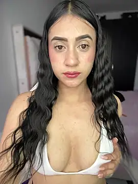 isabela l online show from May 16, 10:31 pm