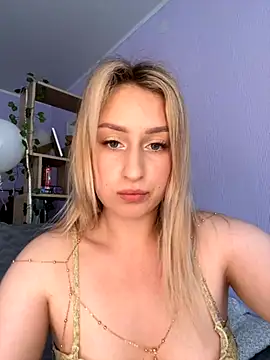 Snapshot of KassandraTress chatting on September 25, 2:05 pm KassandraTress online show from September 25, 2:05 pm