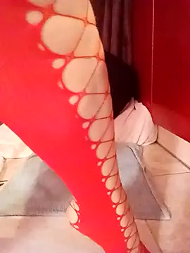 SquirtMilf00 online show from January 11, 4:17 am