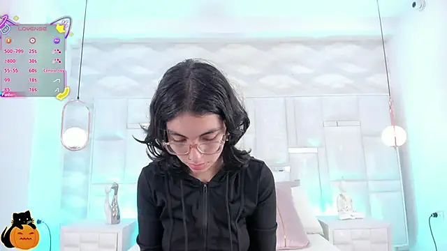 Snapshot of Im_Molly_Angel chatting on October 12, 6:43 pm Im Molly Angel online show from October 12, 6:43 pm