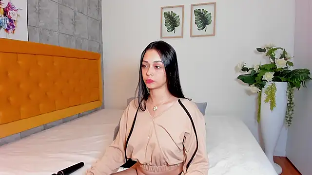 Snapshot of EmilyyRamirez chatting on October 1, 1:16 pm EmilyyRamirez online show from October 1, 1:16 pm