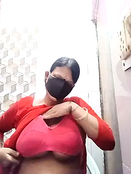 Snapshot of varnika chatting on September 22, 10:03 am varnika online show from September 22, 10:03 am