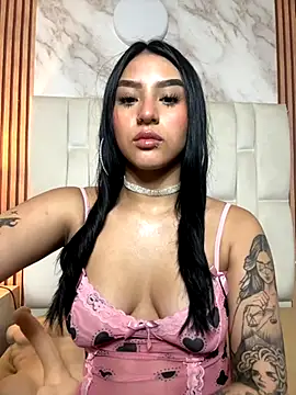 Snapshot of Luna-Smitt chatting on October 14, 11:35 am Luna-Smitt online show from October 14, 11:35 am