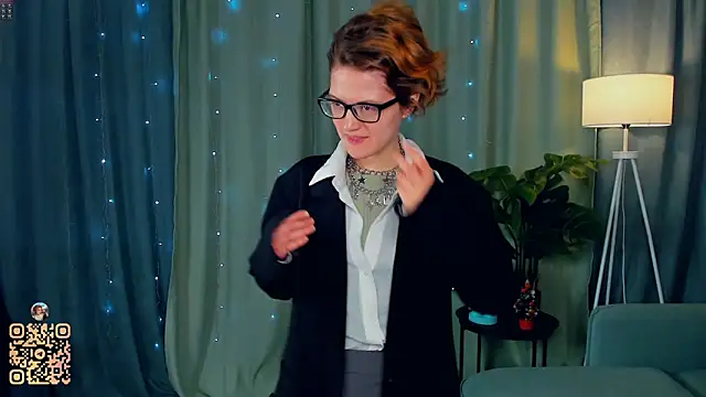 EdlinGathright online show from March 13, 4:47 am