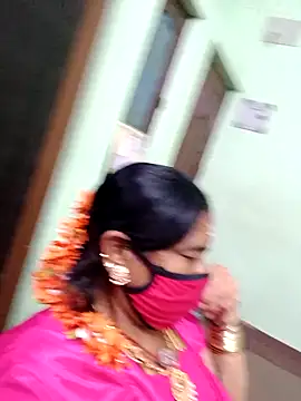Snapshot of amuthasree chatting on October 13, 8:55 pm amuthasree online show from October 13, 8:55 pm