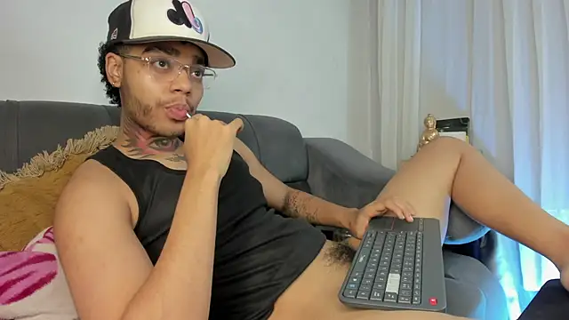 santi xximo online show from November 2, 2:15 am