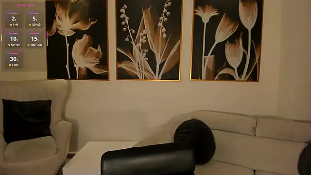 MilaLawrence online show from April 15, 7:58 pm