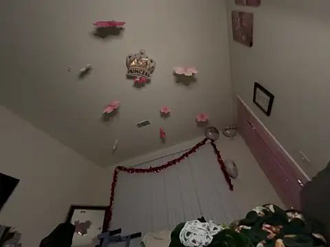 moan4mona online show from March 18, 1:43 am