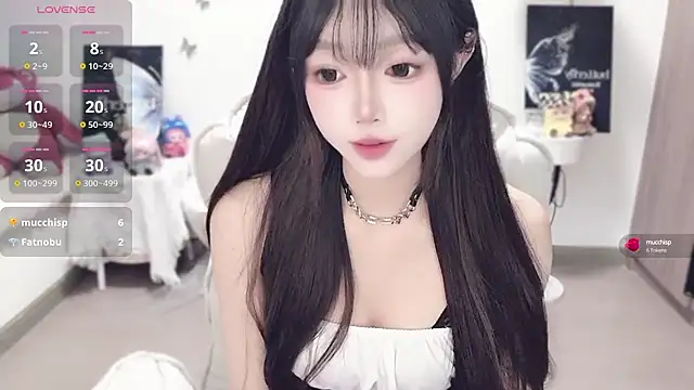 Snapshot of -EEBABY chatting on October 9, 10:47 pm -EEBABY online show from October 9, 10:47 pm