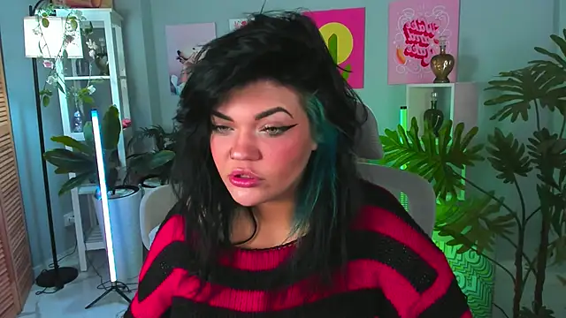 MaryHarrys online show from November 5, 3:01 am