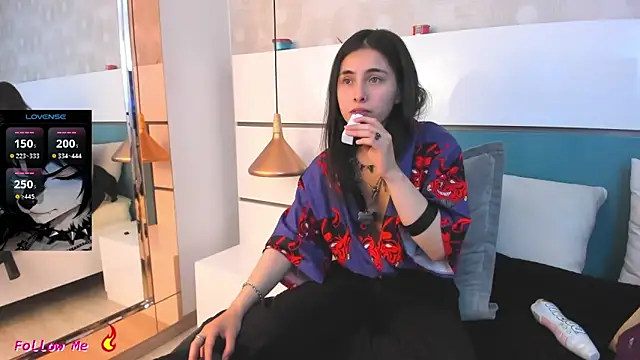 Ashkoreh online show from February 2, 6:18 pm