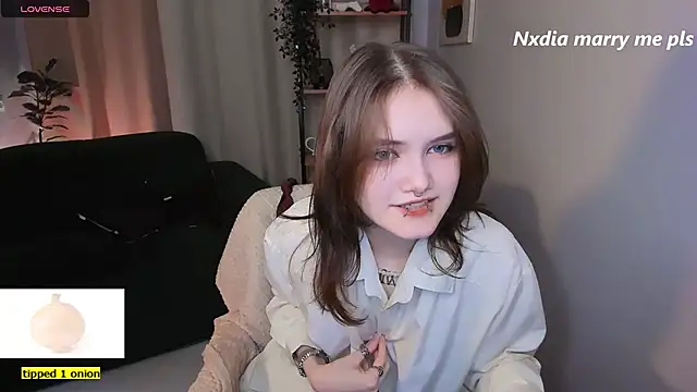 Snapshot of Dilara_xBaby chatting on September 22, 1:53 pm Dilara xBaby online show from September 22, 1:53 pm