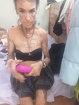 Tannedtattooed69 online show from June 24, 4:50 pm
