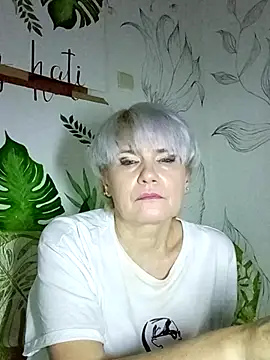 Catty Lady online show from November 20, 7:15 pm