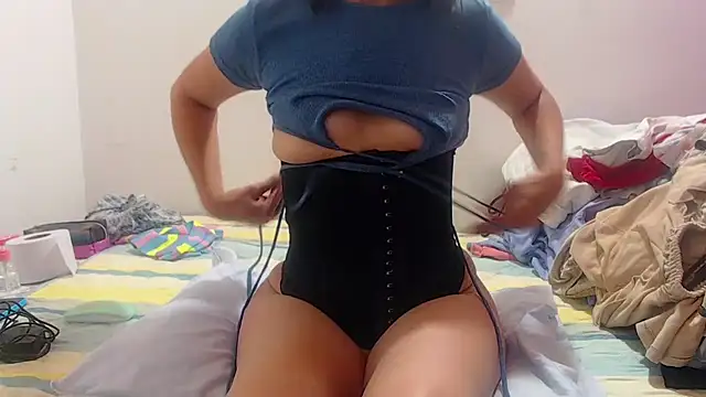 Snapshot of sabrina_v_ chatting on October 12, 2:14 am sabrina v online show from October 12, 2:14 am
