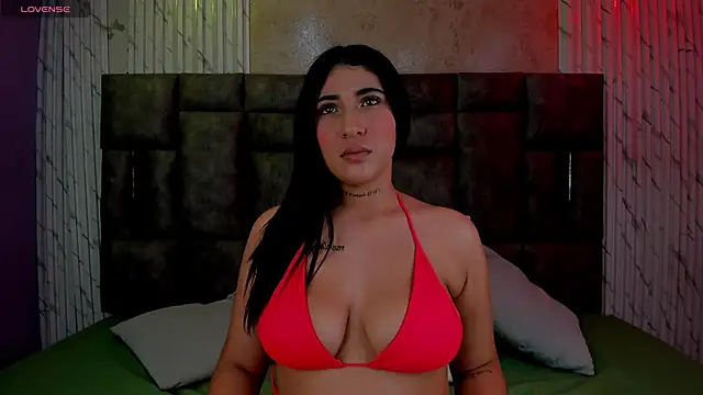 Miah Palacio online show from November 27, 4:04 am