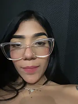 ElaRose 12 online show from February 22, 8:10 pm