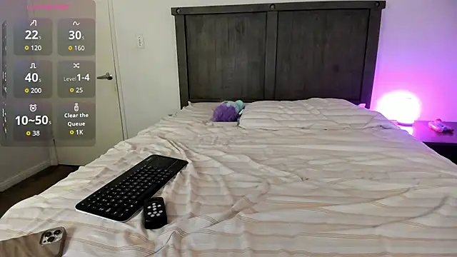 mayaamor online show from December 4, 7:10 am