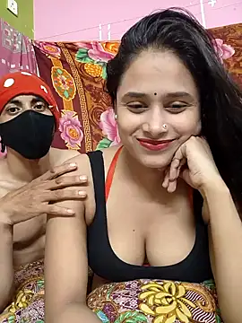 Snapshot of Seducing_couple chatting on September 13, 5:21 pm Seducing couple online show from September 13, 5:21 pm