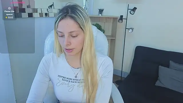 Jennaa Cooper online show from March 1, 6:18 pm