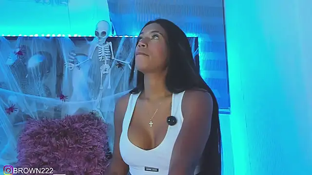 Snapshot of _naomibrown_ chatting on October 13, 1:19 am naomibrown online show from October 13, 1:19 am