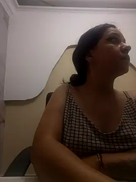 Snapshot of Abbyjoness21 chatting on October 13, 8:11 pm Abbyjoness21 online show from October 13, 8:11 pm