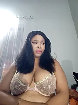 MadamPinky online show from December 1, 6:10 pm