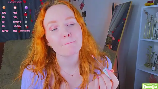 JoyceJones online show from June 9, 8:08 pm
