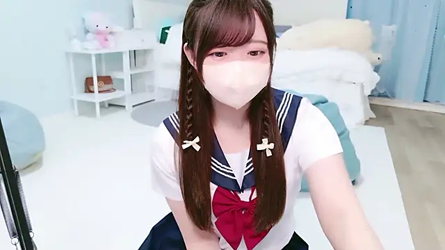 Snapshot of kiyoka_love chatting on September 18, 9:52 am kiyoka love online show from September 18, 9:52 am